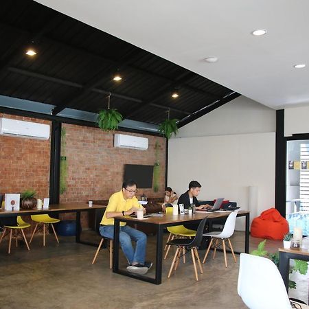 The Capsule By Unionspace (Adults Only) Bangkok Exterior foto